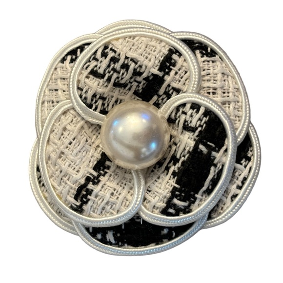 Tweed Pearl Flower Pin Hair Clip - Picture 8 of 9